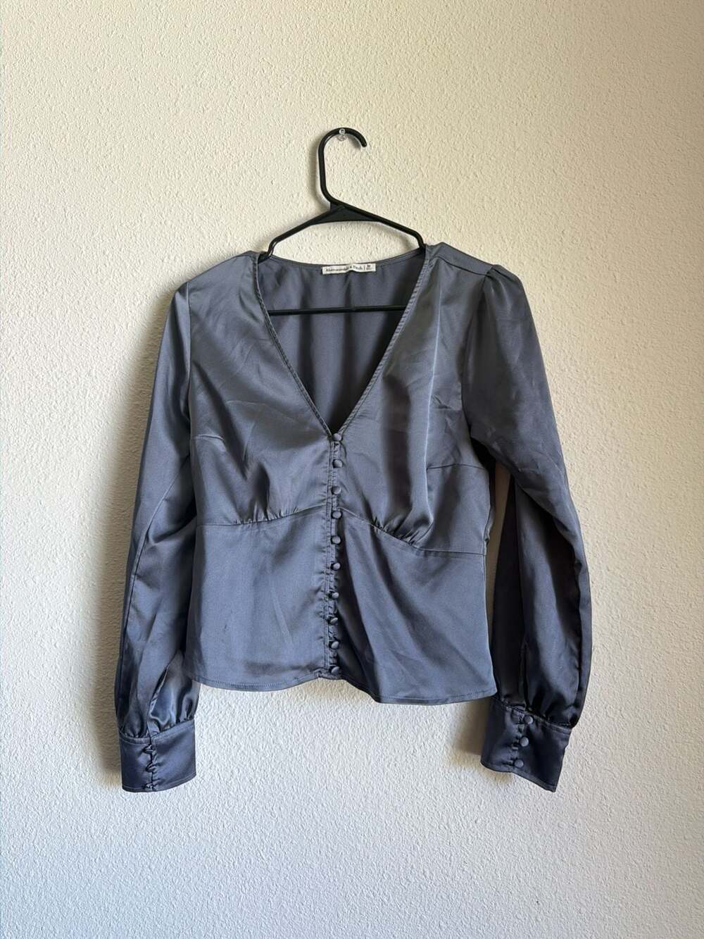 Abercrombie & Fitch Satin V-Neck Button-Front Smocked Back Top Size M